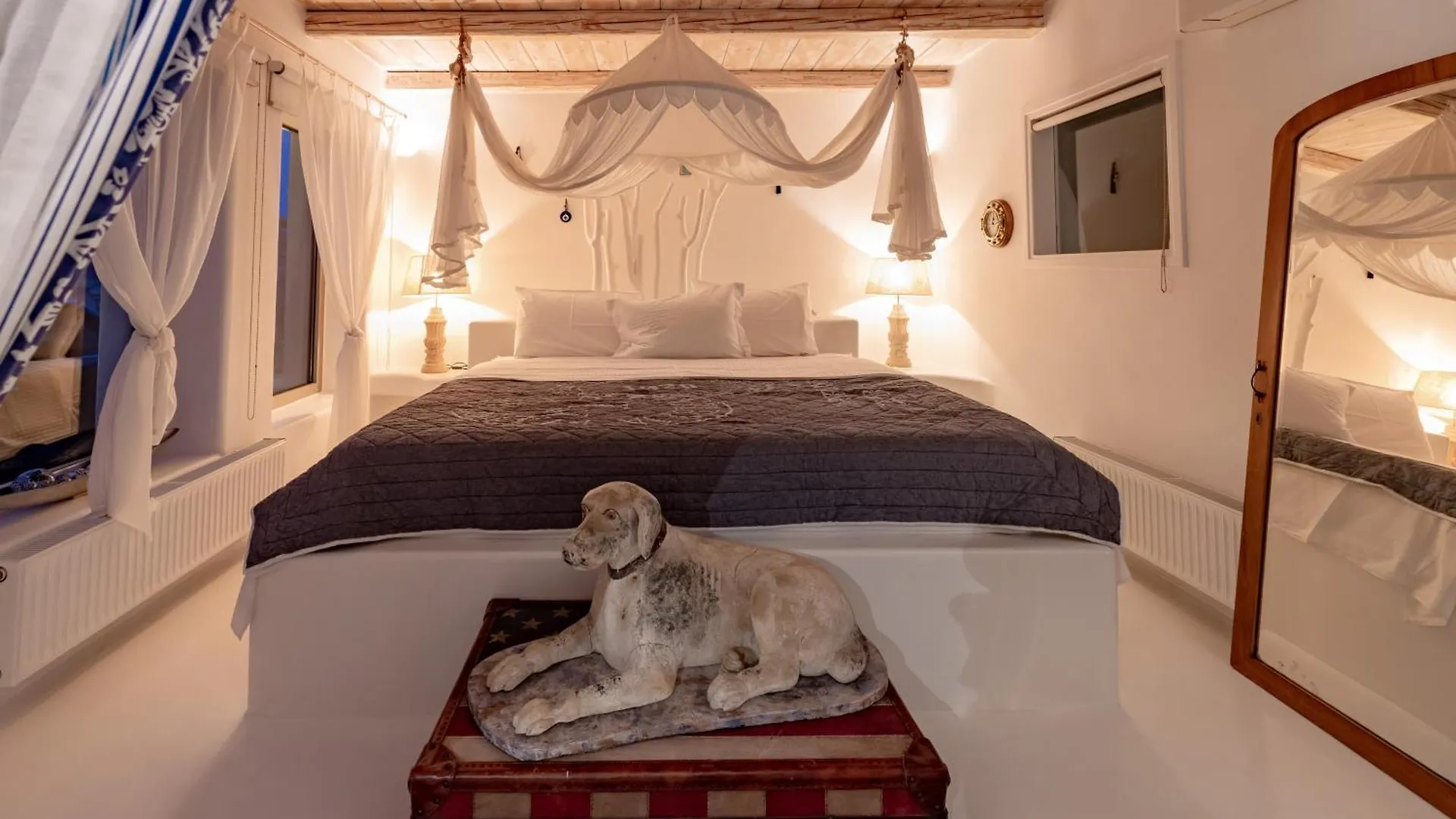 Your Mykonos X Whitelist Mykonos Town 0*,  Yunanistan