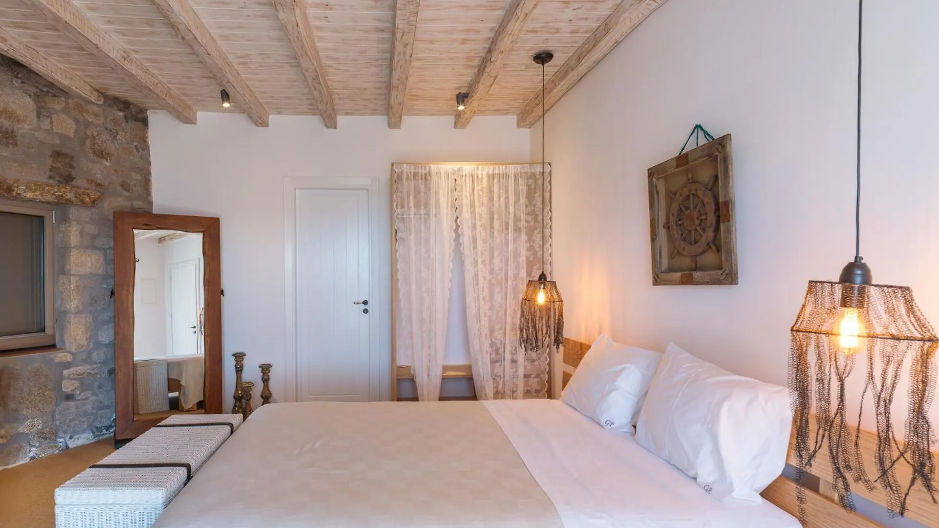 Your Mykonos X Whitelist Mykonos Town 0*,